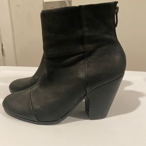 Vince Camuto bootie